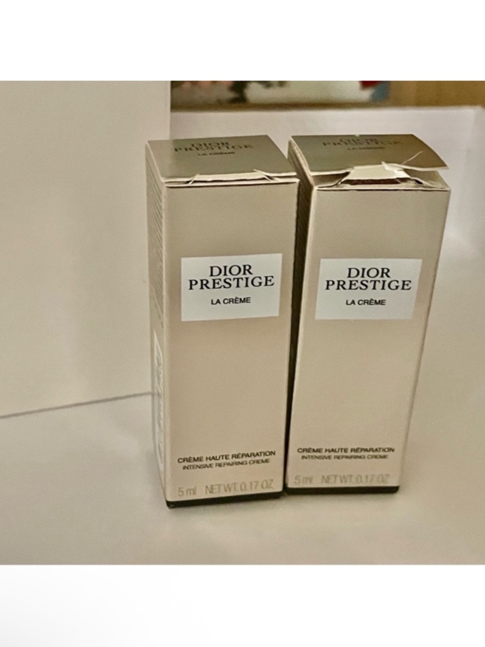 Dior Embroidered Cosmetic Bag with 2 Prestige La Crème Travel Size 5ml - Picture 3 of 7
